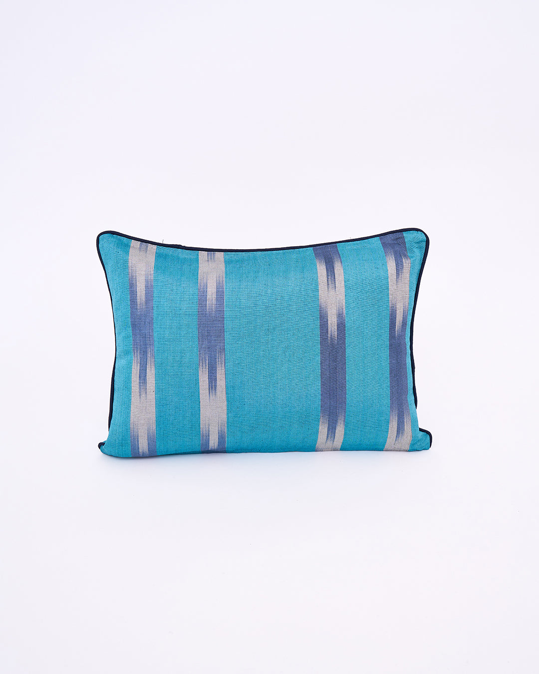 İPEK KUTNU EL DOKUMASI BİYELİ DEKORATİF YASTIK – Turkuaz/Gri Ceren (30X50 cm)